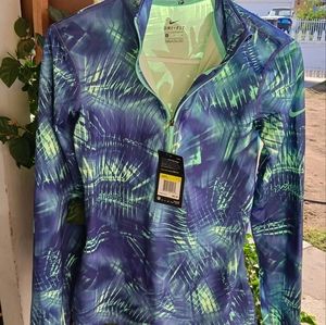 Womens Nike Athletic zip up work out zip up w/collar long sleeved shirt/lightjac